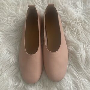 Everlane Women's Flats in Blush Pink
